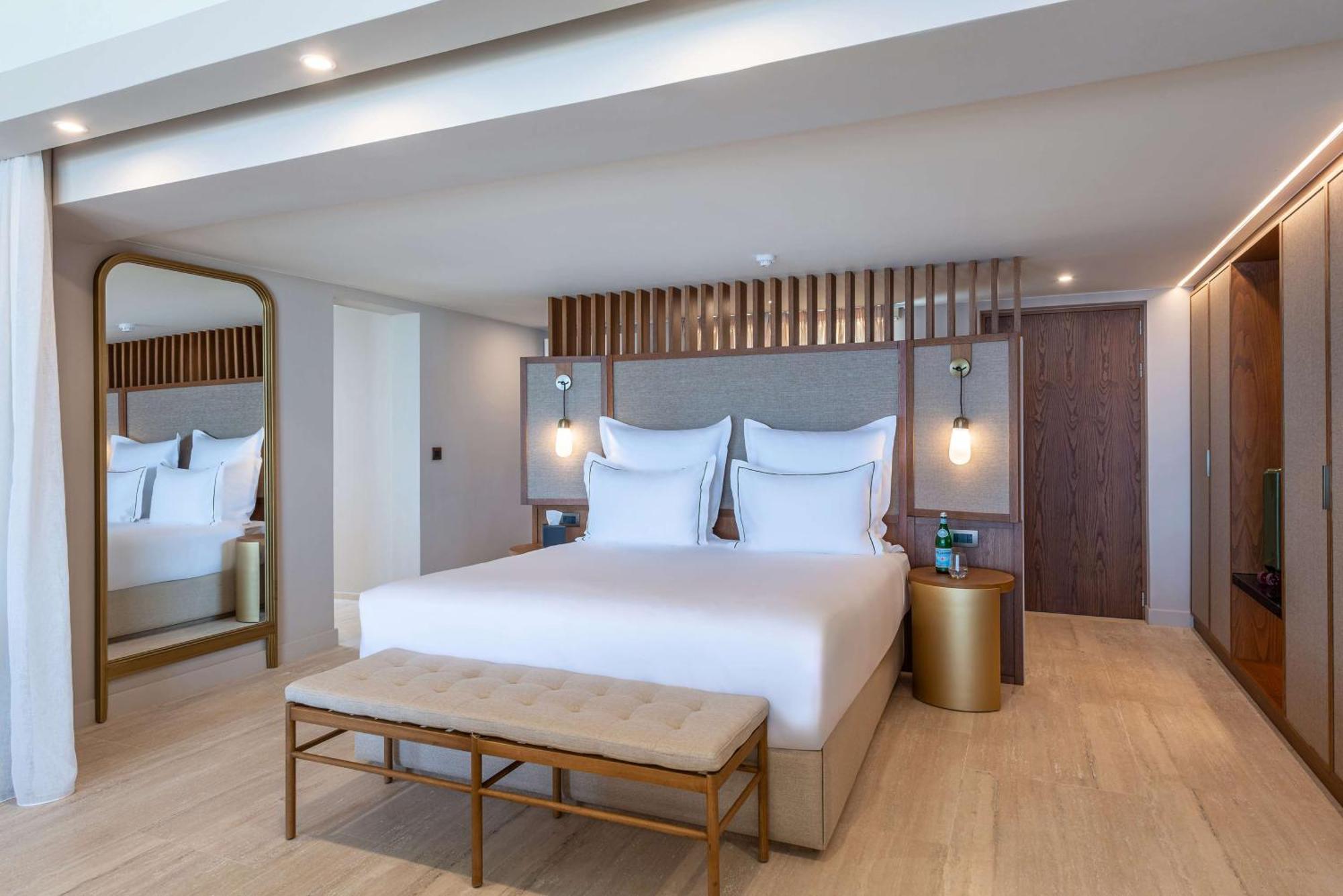 Isla Brown Chania Resort, Curio Collection By Hilton Stavros  Exterior photo